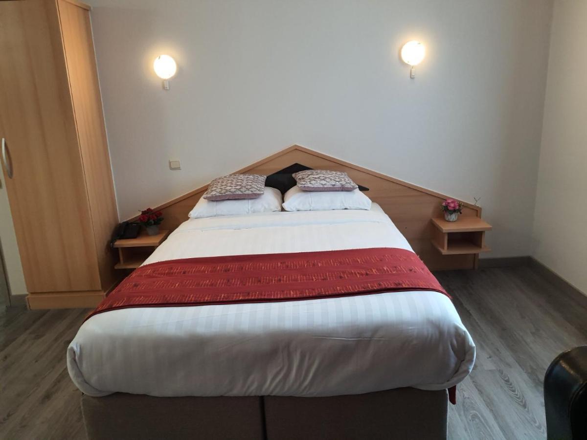 Hotel New Flanders Sint-Niklaas Bagian luar foto