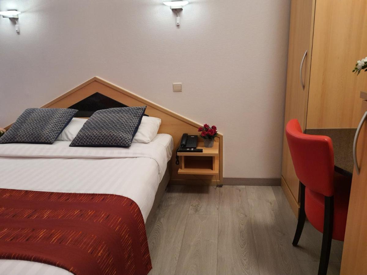 Hotel New Flanders Sint-Niklaas Bagian luar foto