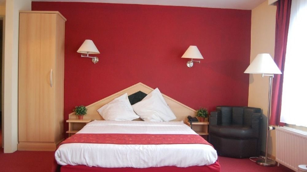 Hotel New Flanders Sint-Niklaas Bagian luar foto