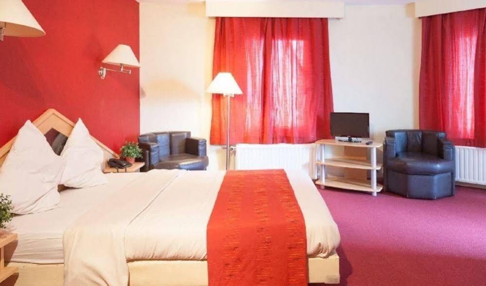 Hotel New Flanders Sint-Niklaas Bagian luar foto
